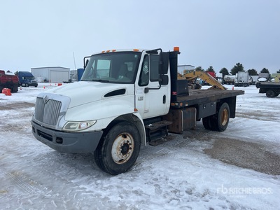 2006 International 4300 4x2 Camion remorqueur