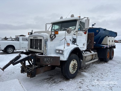 2001 Freightliner FLD112 6x4 Spreader Truck (Inoperable)