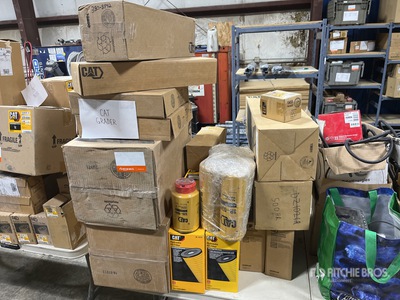 Quantity of Cat Grader Parts