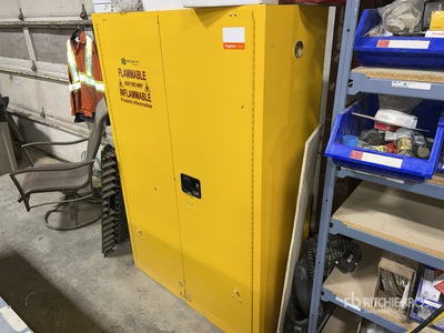 Flammable Storage Tool Cabinet