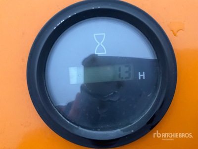 Giant GS950T Mini Compact Track Loader