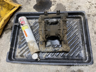 Husky 1590 Scavenger Pump Divers