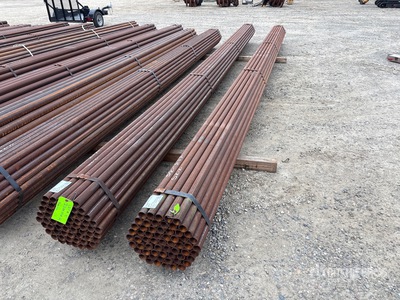 Quantity of (61) 1 5/8 in OD Blk Schedule 40 x 24 ft Steel Rohr (Unused)