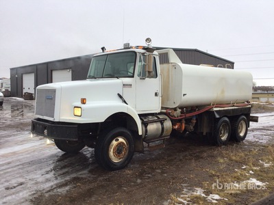 1993 GMC Autocar 5000 gal 6x6 Water Truck
