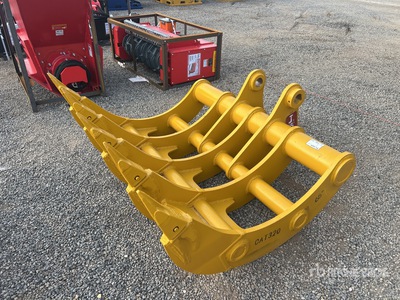 2025 Hongwing RAKE32065 65 in Excavator Rake - Fits Cat 320 (Unused)