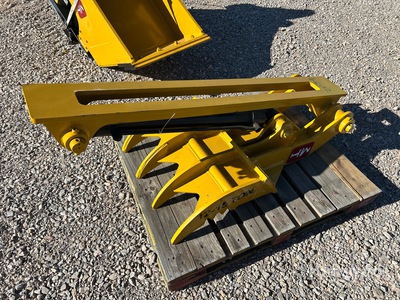 2025 HW THUMB12-15H 26 in Hydraulic ثمب حفارة (Unused)