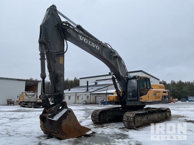 2012 Volvo EC480DL حفارة بجنزير