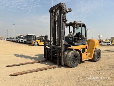 Cat P22000 10 ton Forklift