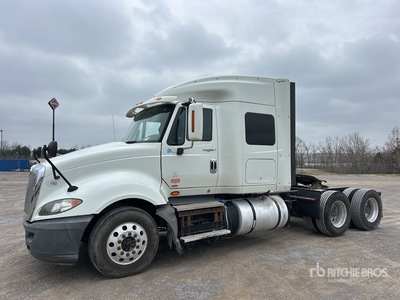 2014 International ProStar+122 6x4 Tracteur Routier Couchette