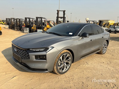2023 Ford Taurus LX Titanium Automobile