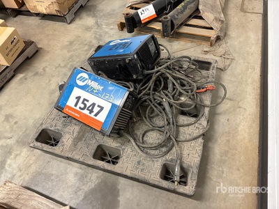Quantity of (2) Miller CST-280 280 A Mobile Multi-Process Schweißgerät
