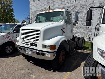 1999 International 8100 4x2 S/A Day Cab Truck Tractor