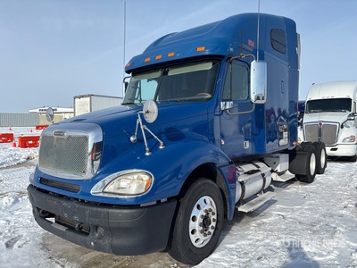 2007 Freightliner Columbia 120 6x4 T/A Sleeper Truck Tractor