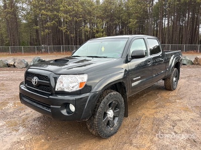 2011 Toyota Tacoma TRD Sport 4x4 Crew Cab Pickup