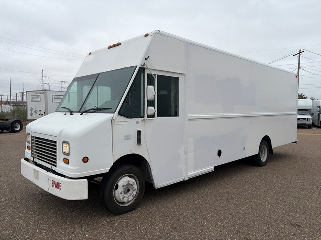2005 Freightliner MT45 Step Van RTE-TRK