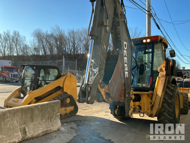 RETROEXCAVADORA 2010 JOHN DEERE 710J