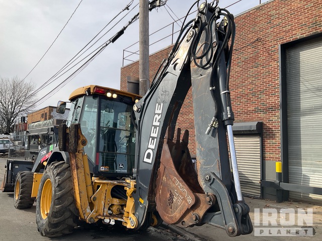 RETROEXCAVADORA 2013 JOHN DEERE 710K