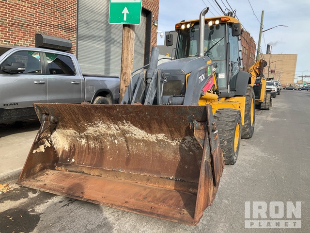 RETROEXCAVADORA 2013 JOHN DEERE 710K