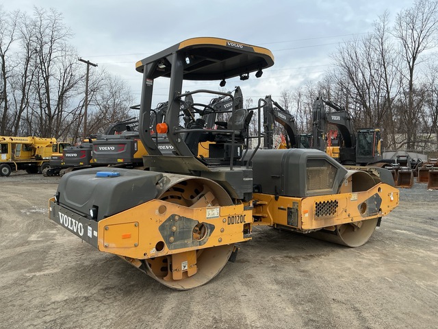2019 Volvo DD120C Double Drum Roller
