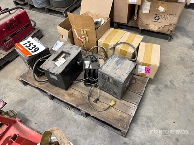 Quantity of JLG Akkuladegerät