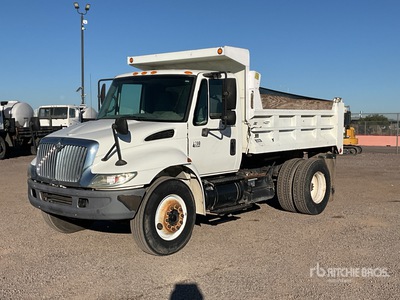 2007 International 4200 4x2 S/A-kiepwagen
