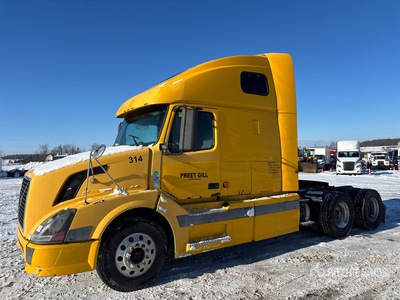 2006 Volvo VNL 6x4 Cabeza Tractora Cabina Dormitorio
