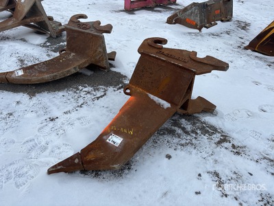 Q/C Excavator Ripper - Fits 25 ton