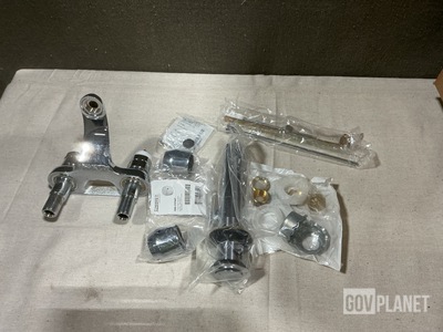 (10) Chicago Faucets 797-665ABCP Lavatory Faucets