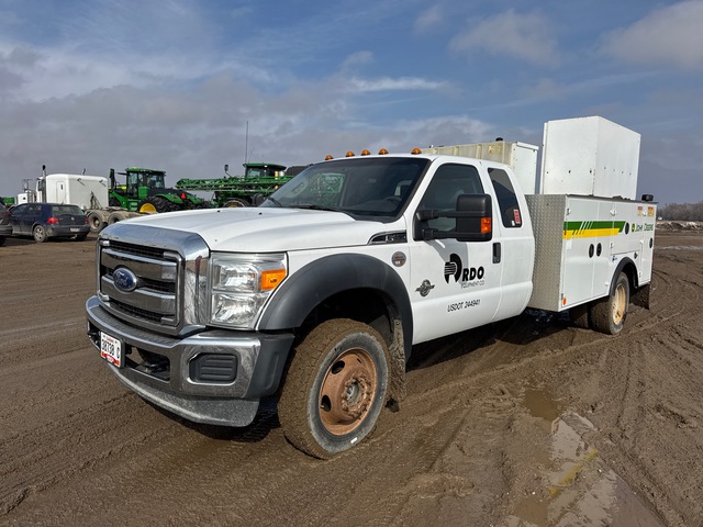 2011 Ford F-450 XLT 4x4 Extended Cab Service Truck