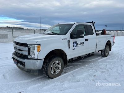 2017 Ford F-250 XLT 4x4 Extended Cab Pick Up