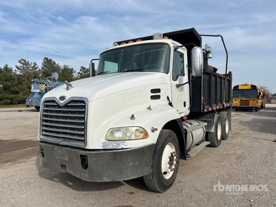 2005 Mack CXN613 6x4 T/A Dump Truck