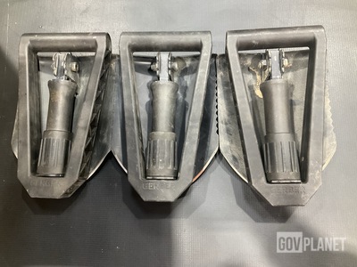 (35) Entrenching Tools