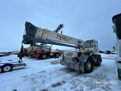 P & H Omega 15 15 ton 4x4x4 Rough Terrain Crane (Inoperable)