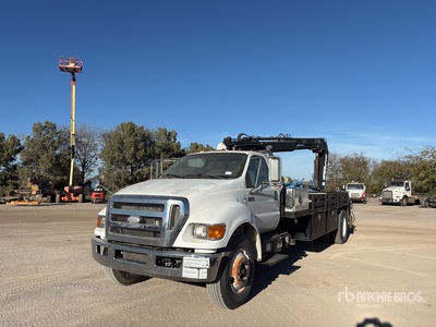 2008 Ford F-750 Camion excavadora