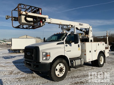 2019 Ford F750 4x2 Cable Placer Truck