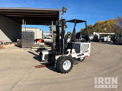 2018 Western  P55 6000 lb 3x3 Truck Mounted Forklift