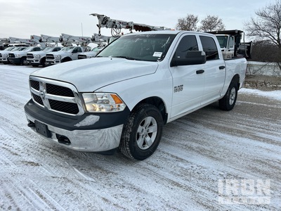 2018 RAM 1500 ST 4x4 Crew Cab Pickup