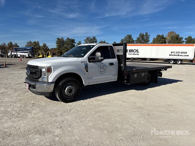 2020 Ford F-350 4x2 Flatbed Truck (Inoperable)