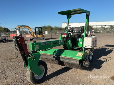 2019 Lay-Mor SM300-6 Zelfrijdende bezem