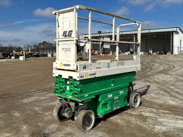 2015 JLG 2032ES Electric Scissor Lift