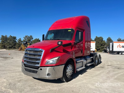 2020 Freightliner Cascadia 126 6x4 T/A Sleeper Truck Tractor