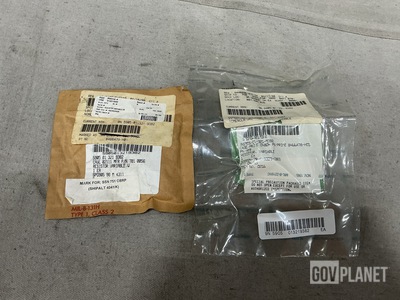 (5) Vishay Thin Film 701 0056 Variable Resistors