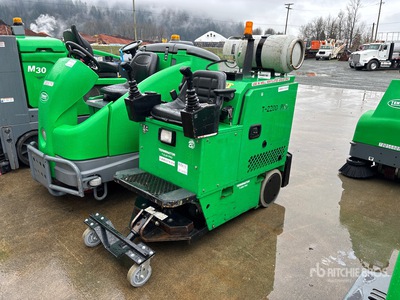 Tennant Terminator T-2200 Pro Propane Ride-On Floor Scraper