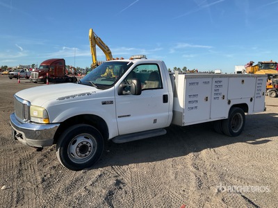 2002 Ford F-550 XL 4x2 Camion utilitaire