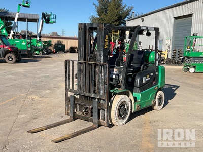 2017 Yale GTP050MXNEAE078 4800 lb Pneumatic Tire رافعة شوكية