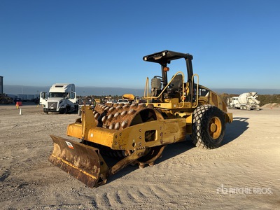 2009 Cat CP56 Padfoot Drum Compactor