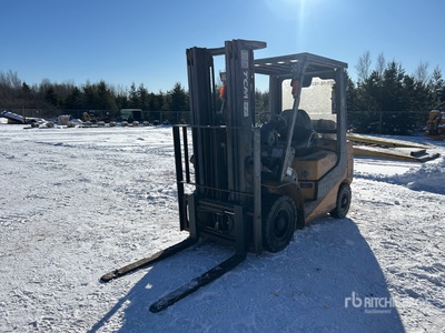 2007 TCM 25 3400 lb Forklift (Inoperable)
