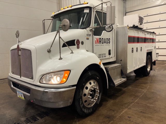 2009 Kenworth T270 4x2 Service Truck 2009 Kenworth T270 4x2 Service Truck