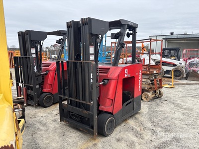 2021 Raymond 425-C40QM 4000 lb شاحنة الوصول