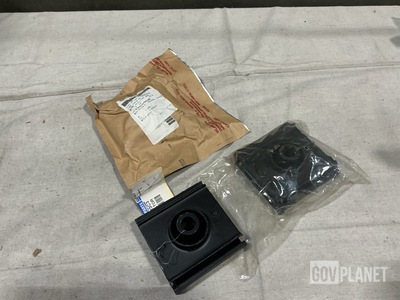 (331) Navistar Defense 1664723C3 Utility Resilient Mounts